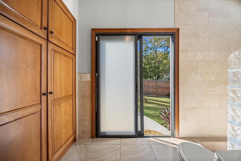 待售: $578,000 (4 贝兹, 2 浴室, 2268 平方英尺)