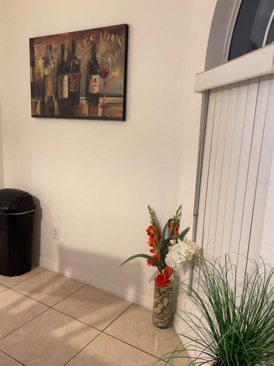 For Rent: $3,500 (5 beds, 3 baths, 2351 Square Feet)