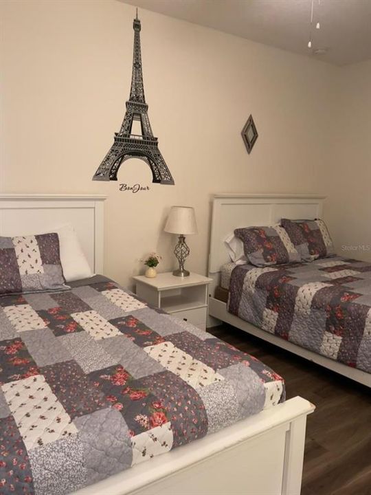 For Rent: $3,500 (5 beds, 3 baths, 2351 Square Feet)