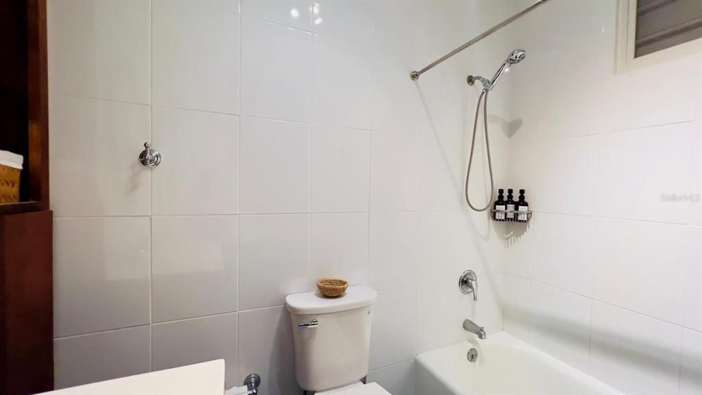 待售: $3,900,000 (7 贝兹, 6 浴室, 4553 平方英尺)