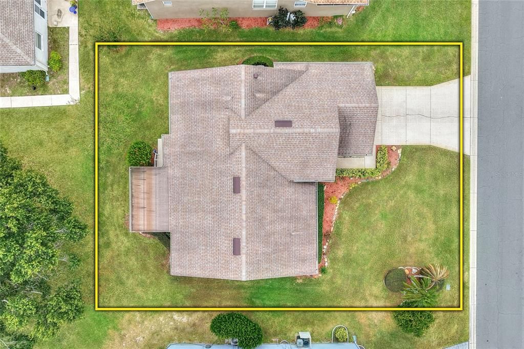 Под контрактом: $273,500 (2 спален, 2 ванн, 1348 Квадратных фут)