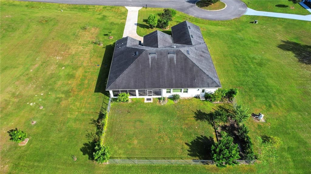 En Venta: $675,000 (4 camas, 3 baños, 2622 Pies cuadrados)