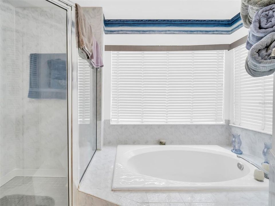 For Sale: $634,000 (3 beds, 2 baths, 2332 Square Feet)