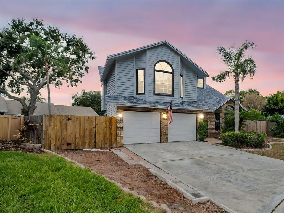 For Sale: $634,000 (3 beds, 2 baths, 2332 Square Feet)