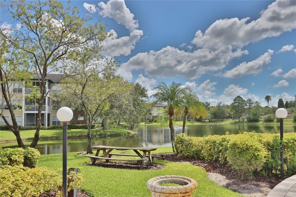 Active With Contract: $175,000 (2 beds, 2 baths, 990 Square Feet)