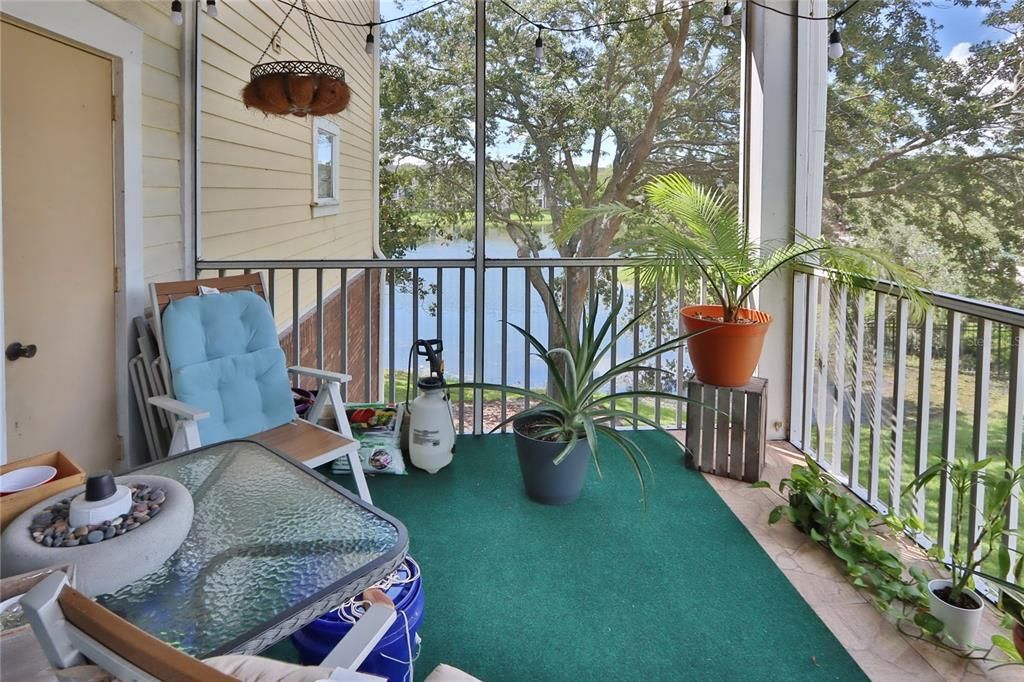 Active With Contract: $175,000 (2 beds, 2 baths, 990 Square Feet)