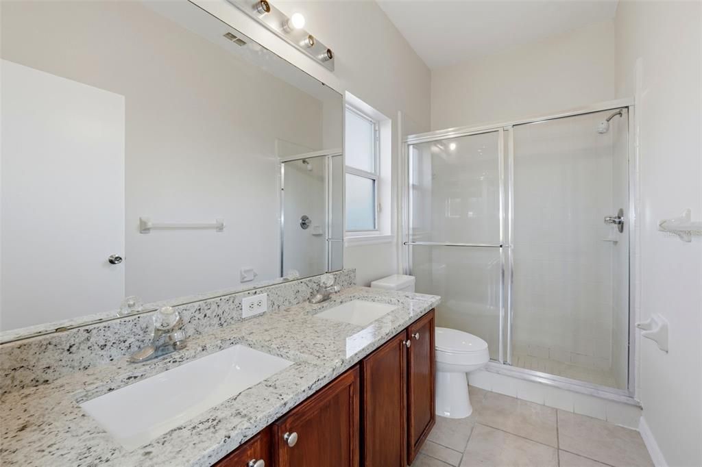 For Sale: $425,000 (4 beds, 2 baths, 1929 Square Feet)