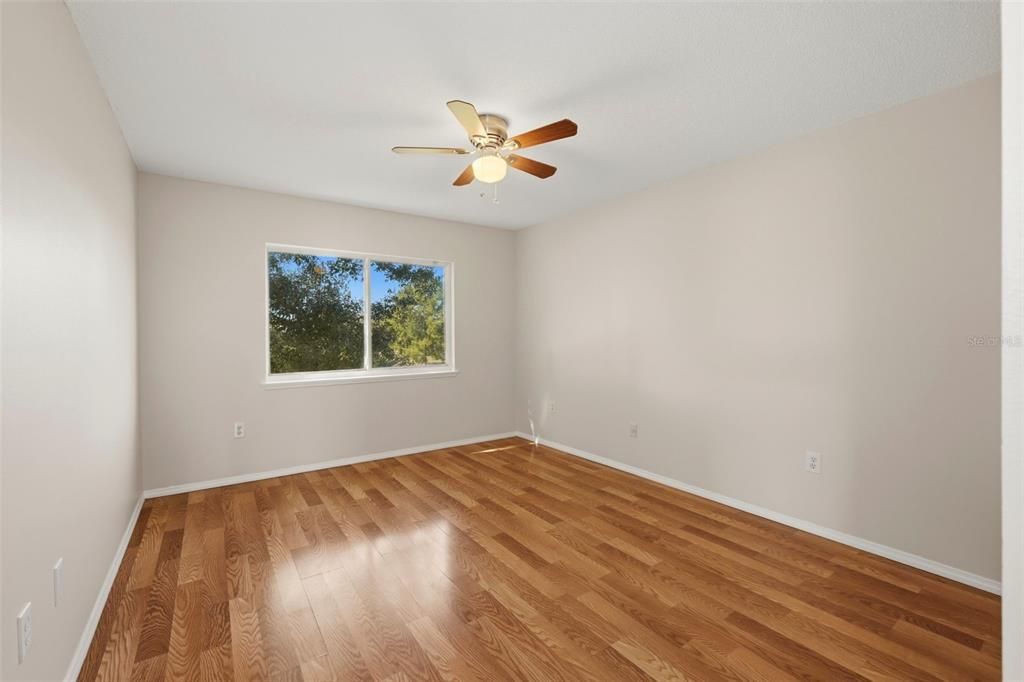 For Sale: $425,000 (4 beds, 2 baths, 1929 Square Feet)