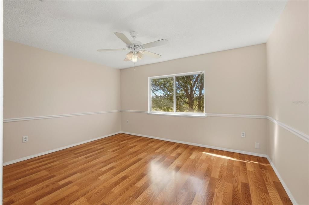 For Sale: $425,000 (4 beds, 2 baths, 1929 Square Feet)