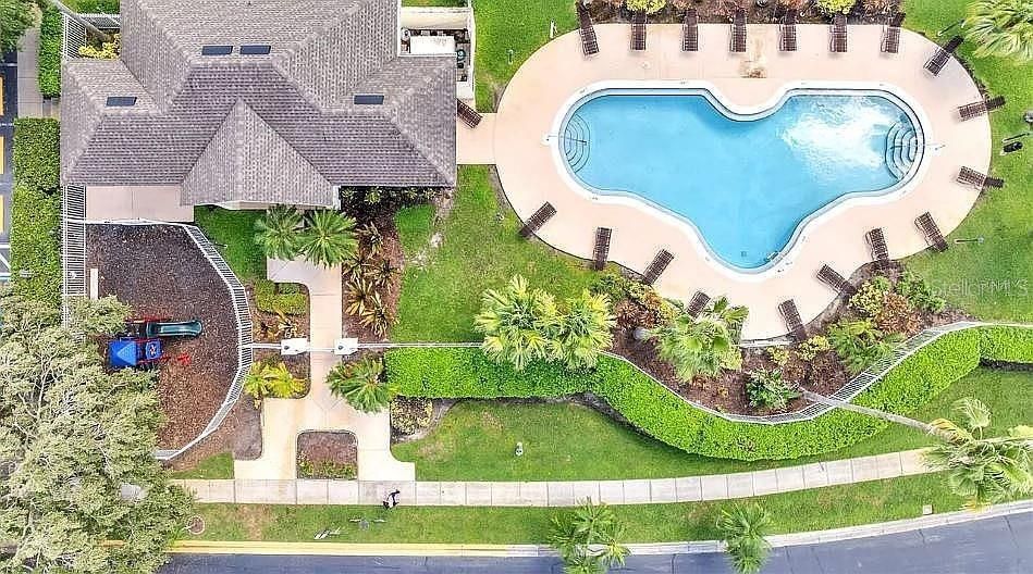 For Sale: $425,000 (4 beds, 2 baths, 1929 Square Feet)