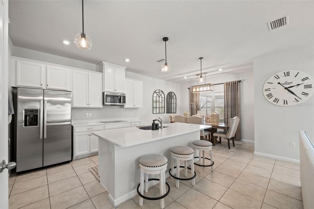 For Rent: $2,800 (4 beds, 2 baths, 2046 Square Feet)