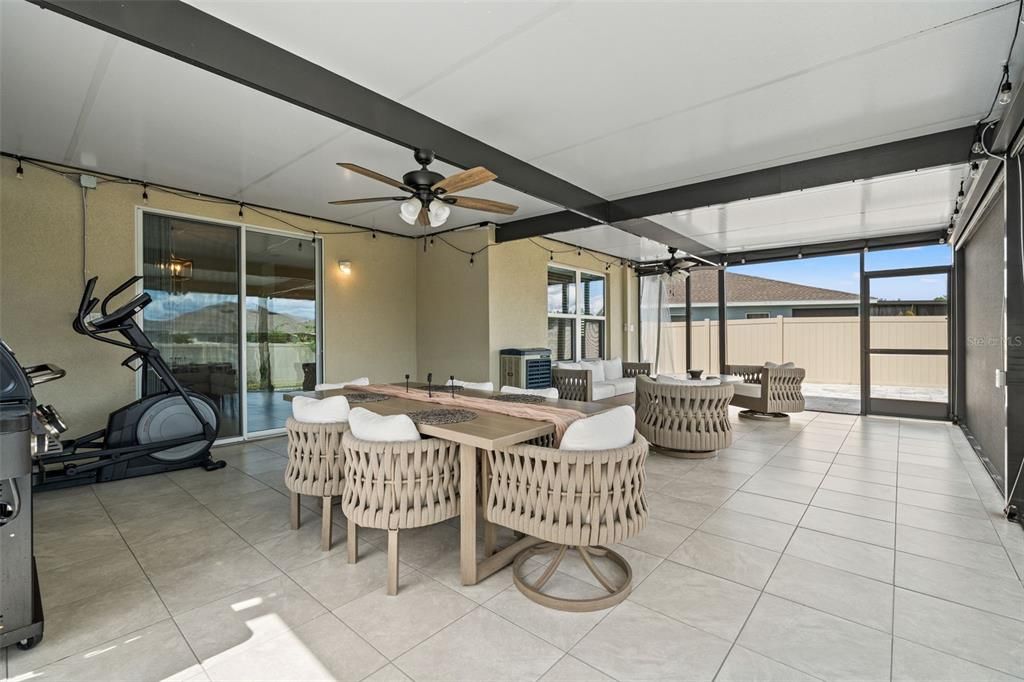 For Rent: $2,800 (4 beds, 2 baths, 2046 Square Feet)