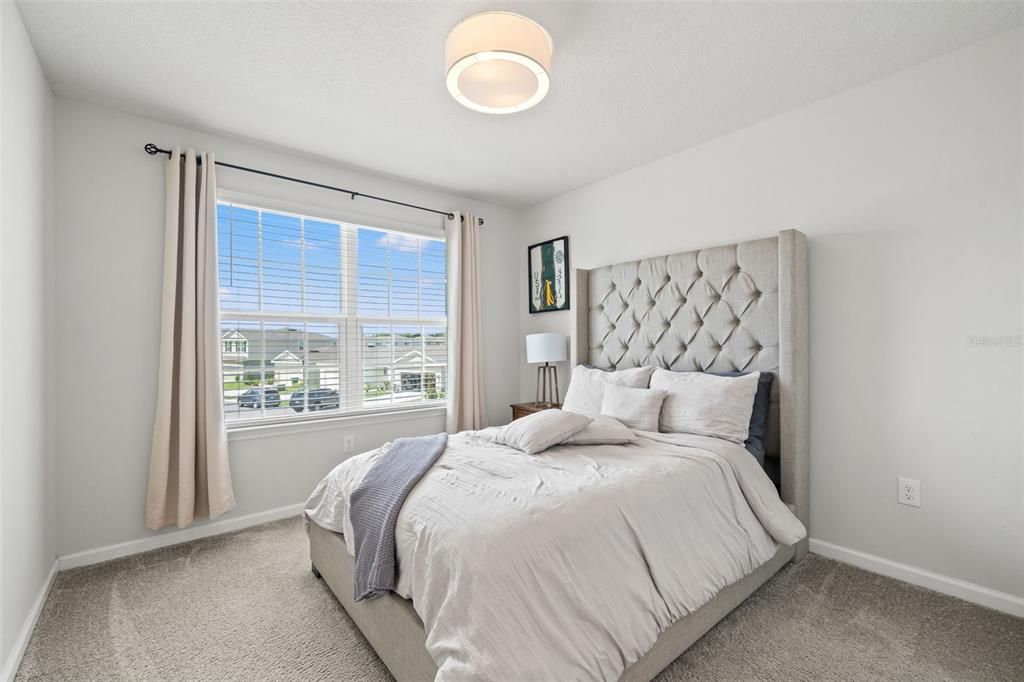 For Rent: $2,800 (4 beds, 2 baths, 2046 Square Feet)