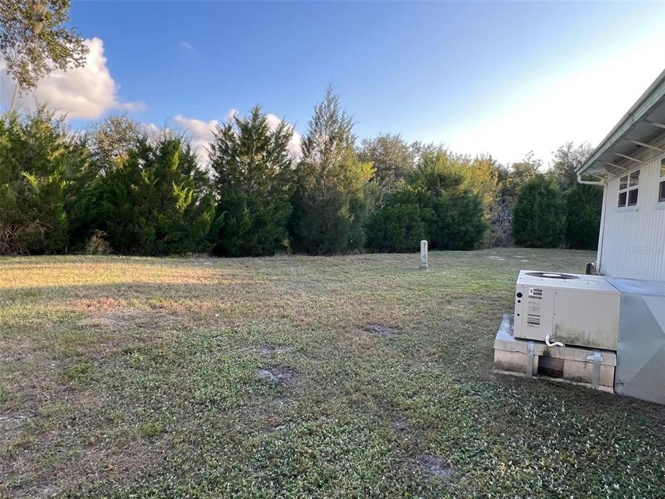 На продажу: $109,500 (2 спален, 2 ванн, 740 Квадратных фут)