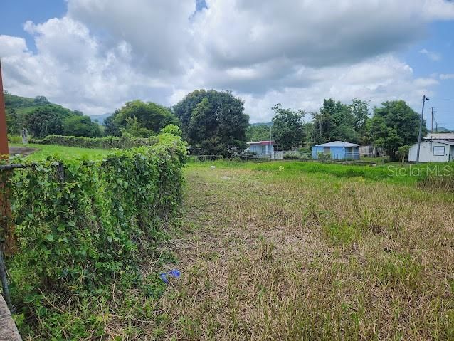 For Sale: $249,999 (3 beds, 3 baths, 2216 Square Feet)