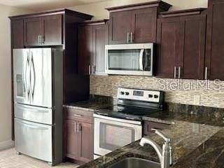 En Renta: $2,500 (3 camas, 3 baños, 1854 Pies cuadrados)