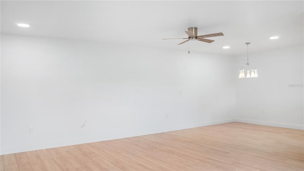 出租: $2,200 (2 贝兹, 2 浴室, 1268 平方英尺)