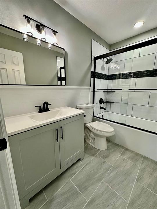 В аренду: $1,800 (2 спален, 2 ванн, 811 Квадратных фут)