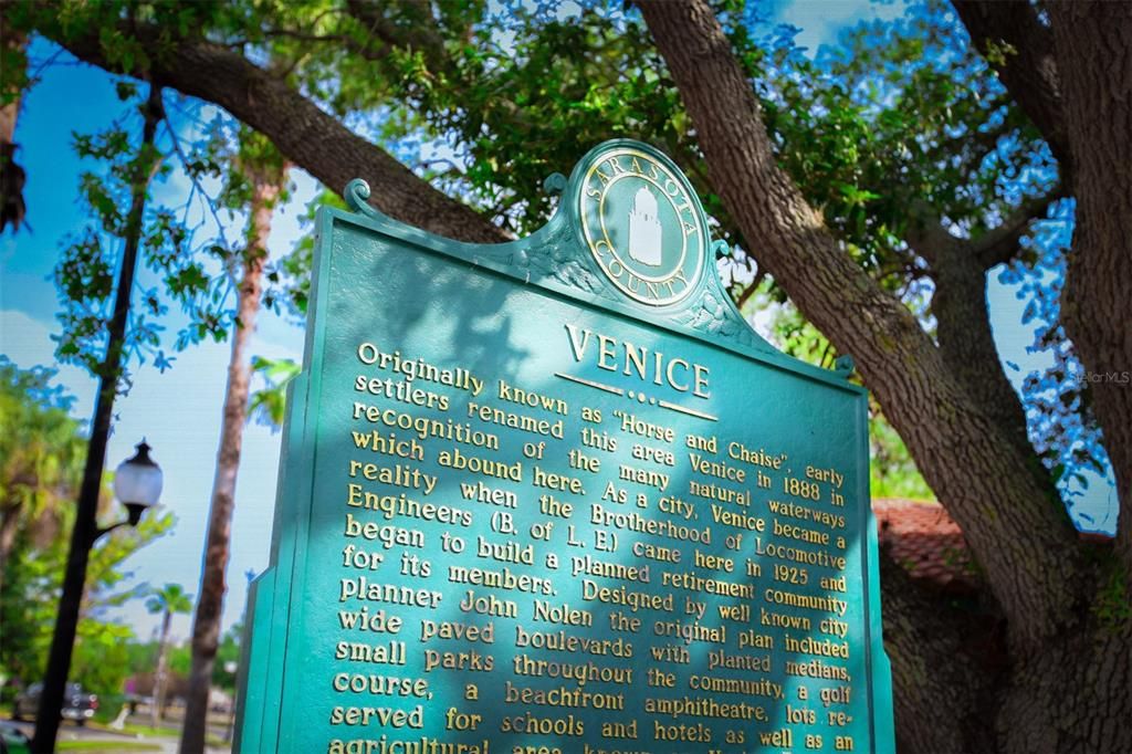 В аренду: $1,800 (2 спален, 2 ванн, 811 Квадратных фут)