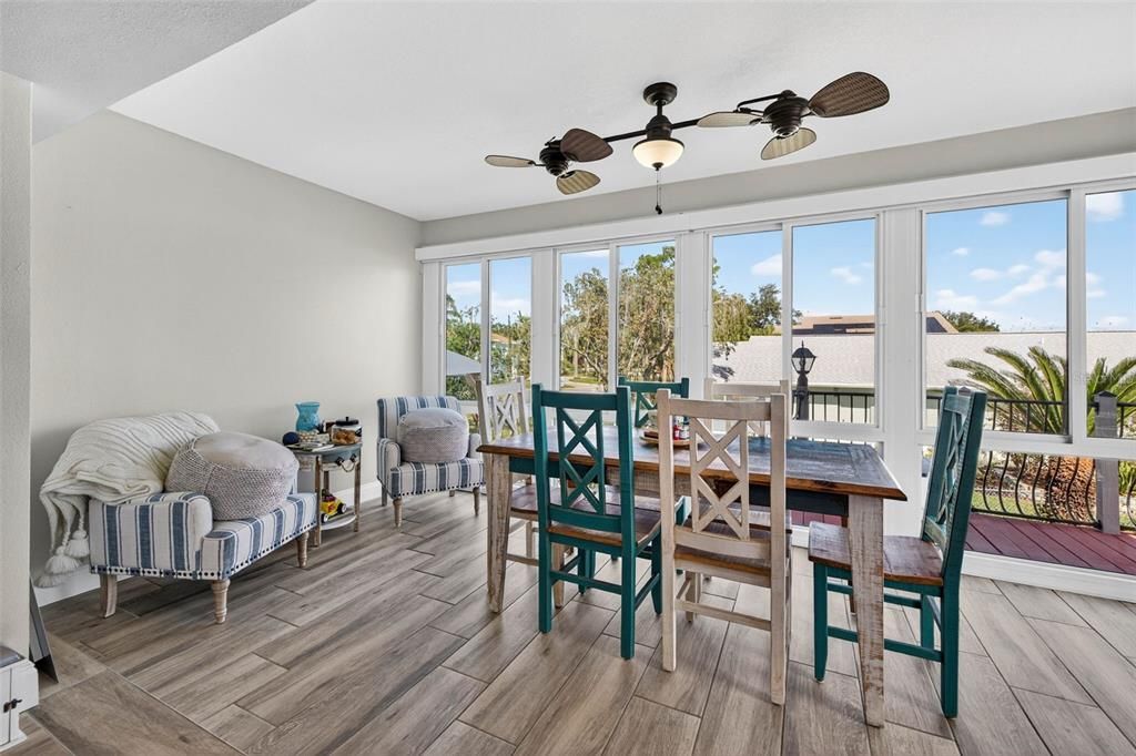 На продажу: $674,900 (3 спален, 2 ванн, 1758 Квадратных фут)