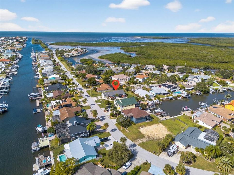 На продажу: $674,900 (3 спален, 2 ванн, 1758 Квадратных фут)