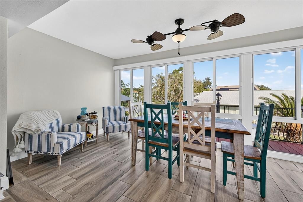 На продажу: $674,900 (3 спален, 2 ванн, 1758 Квадратных фут)