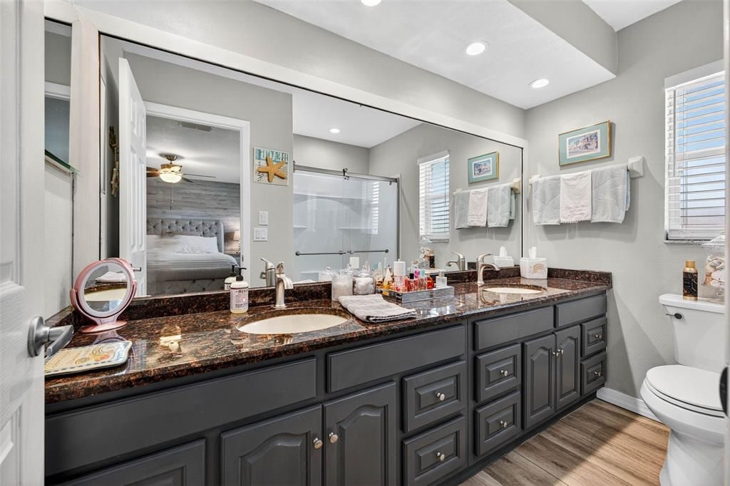 На продажу: $674,900 (3 спален, 2 ванн, 1758 Квадратных фут)