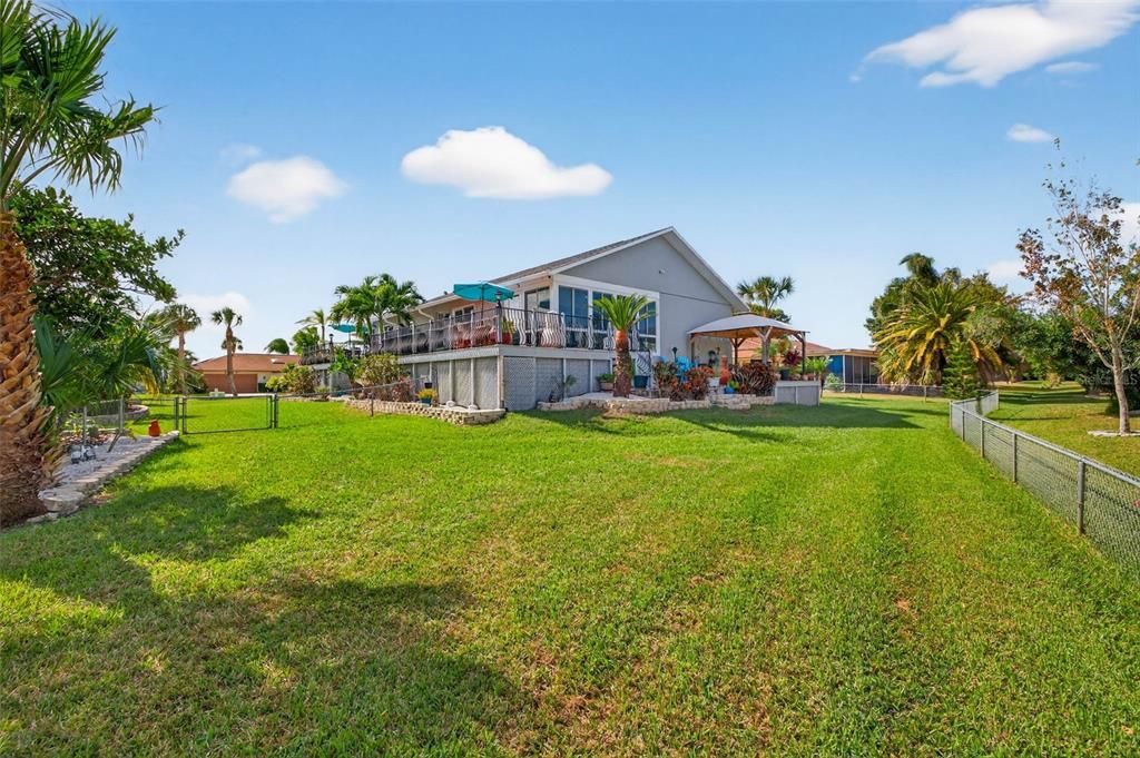 На продажу: $674,900 (3 спален, 2 ванн, 1758 Квадратных фут)