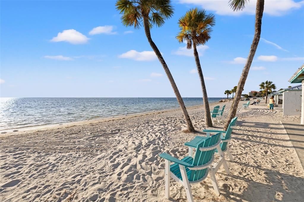 На продажу: $674,900 (3 спален, 2 ванн, 1758 Квадратных фут)