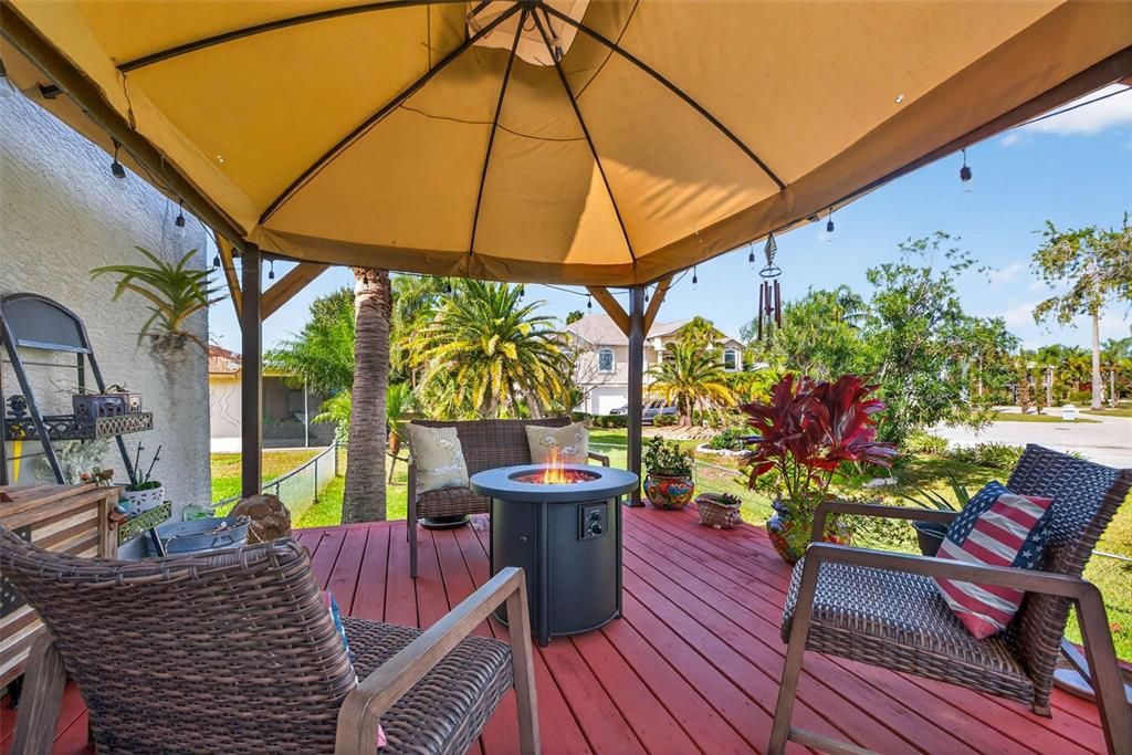 На продажу: $674,900 (3 спален, 2 ванн, 1758 Квадратных фут)