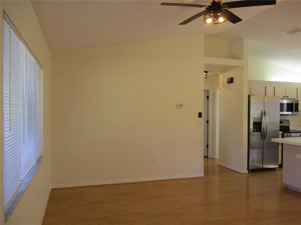 En Venta: $200,000 (2 camas, 2 baños, 1248 Pies cuadrados)