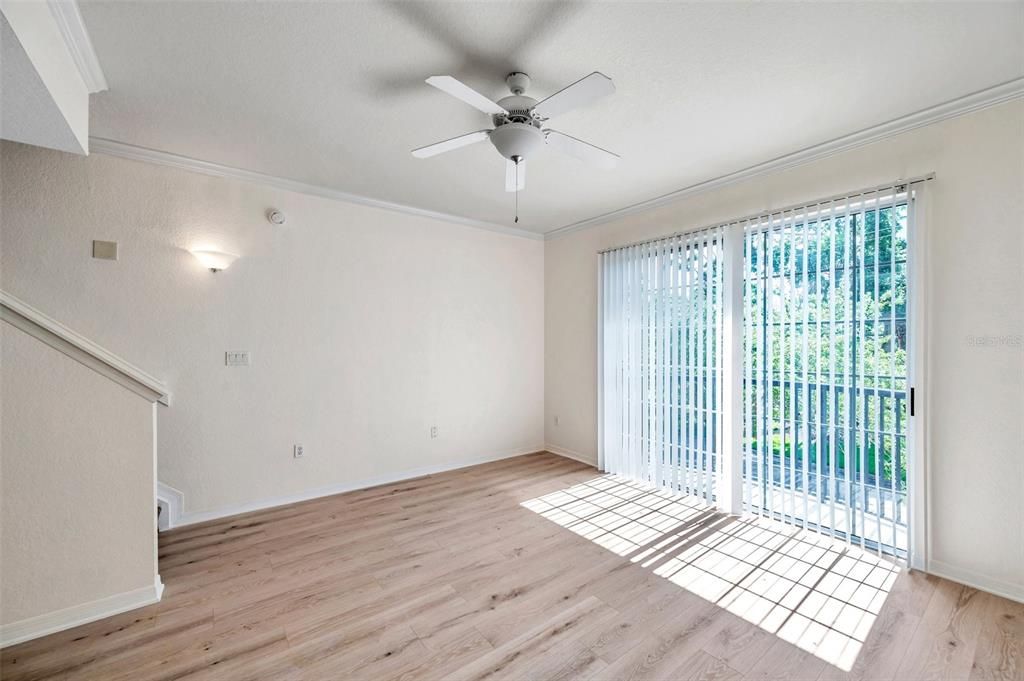 For Sale: $399,900 (2 beds, 2 baths, 1349 Square Feet)