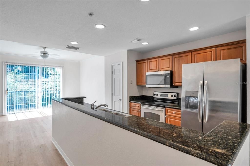 For Sale: $399,900 (2 beds, 2 baths, 1349 Square Feet)