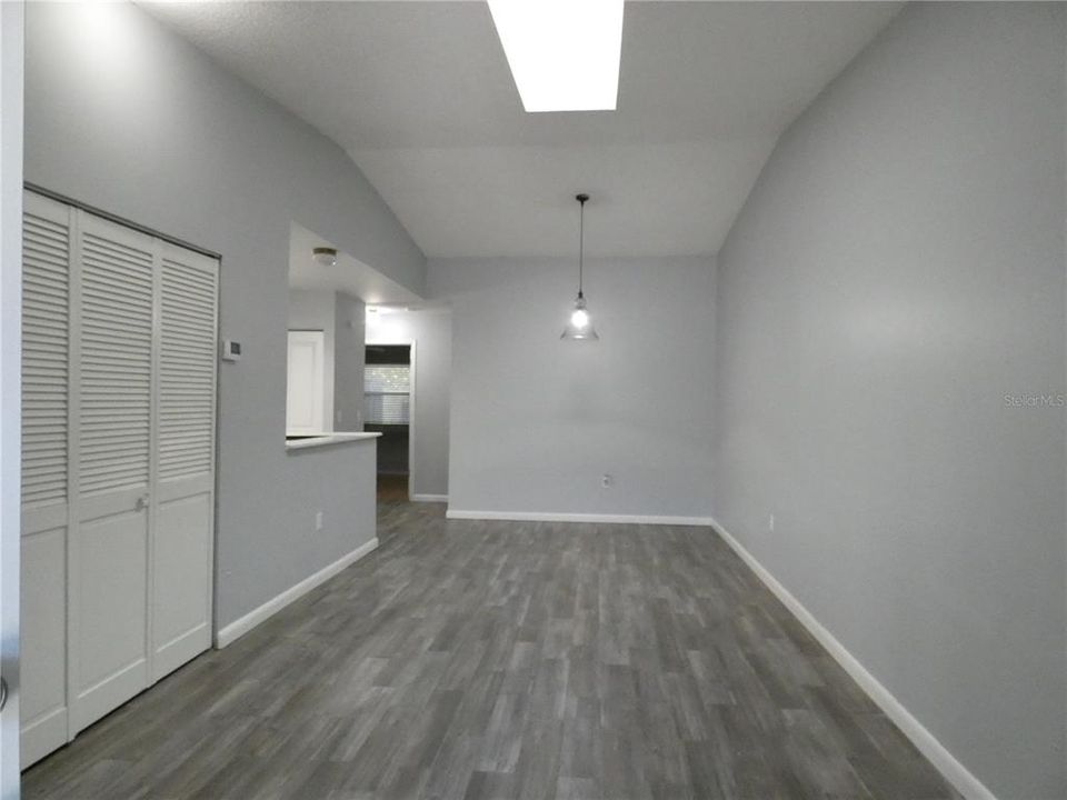 На продажу: $229,000 (3 спален, 2 ванн, 846 Квадратных фут)