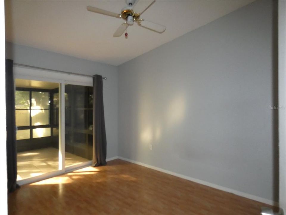 На продажу: $229,000 (3 спален, 2 ванн, 846 Квадратных фут)