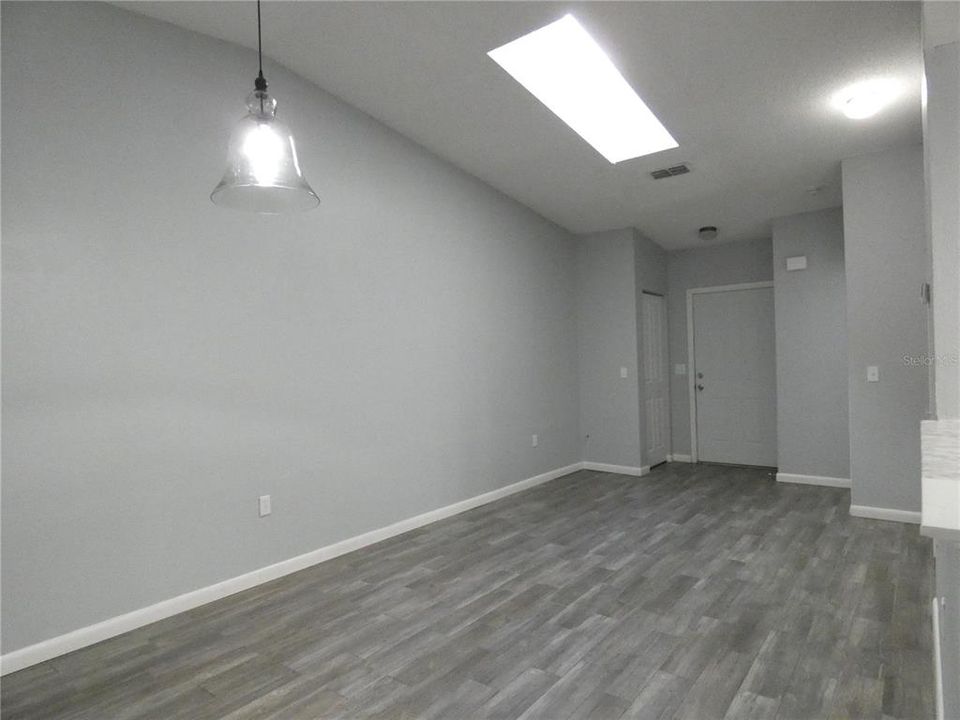 На продажу: $229,000 (3 спален, 2 ванн, 846 Квадратных фут)