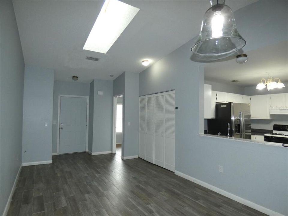 На продажу: $229,000 (3 спален, 2 ванн, 846 Квадратных фут)