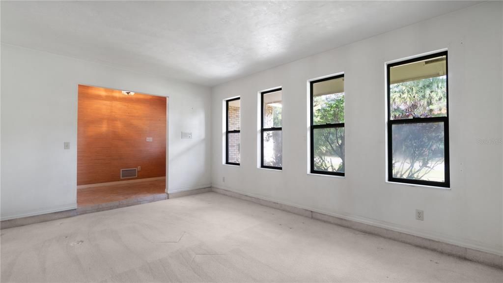 For Sale: $399,000 (3 beds, 2 baths, 2485 Square Feet)