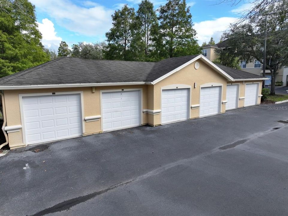 For Sale: $199,000 (2 beds, 2 baths, 1089 Square Feet)