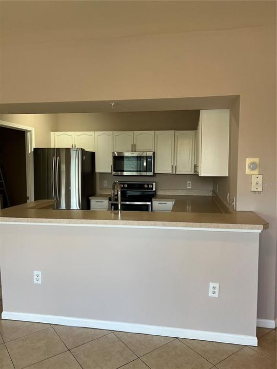 For Sale: $199,000 (2 beds, 2 baths, 1089 Square Feet)