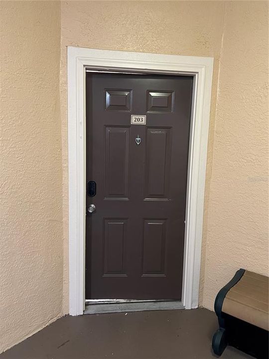 For Sale: $199,000 (2 beds, 2 baths, 1089 Square Feet)