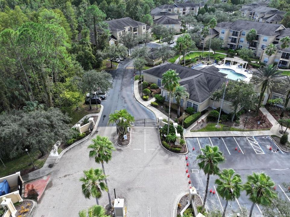 For Sale: $199,000 (2 beds, 2 baths, 1089 Square Feet)