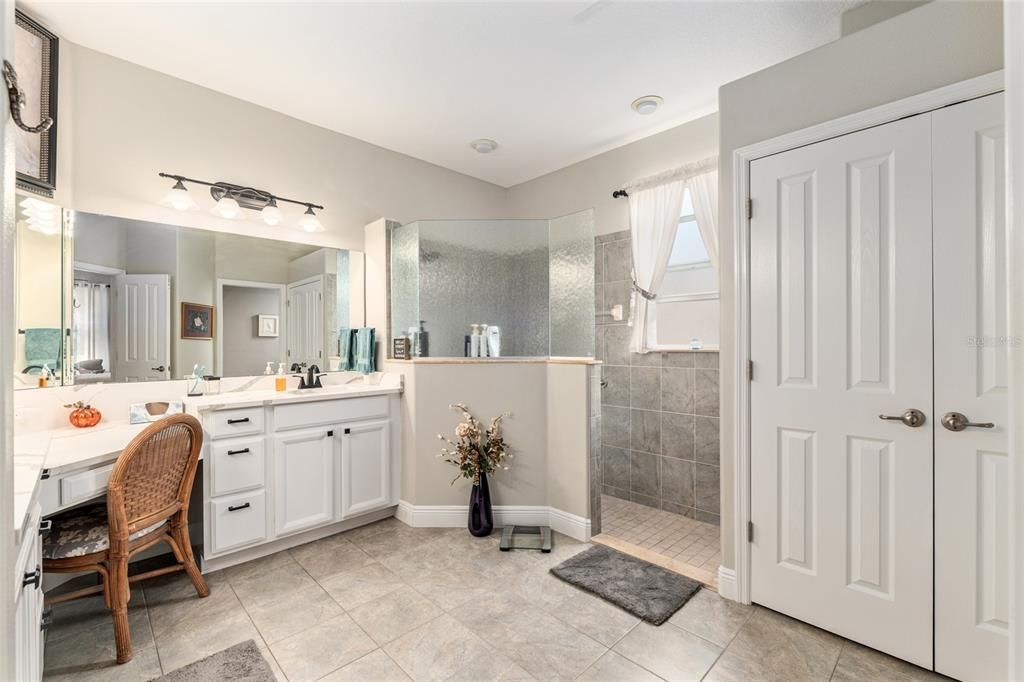 На продажу: $439,000 (3 спален, 2 ванн, 2287 Квадратных фут)