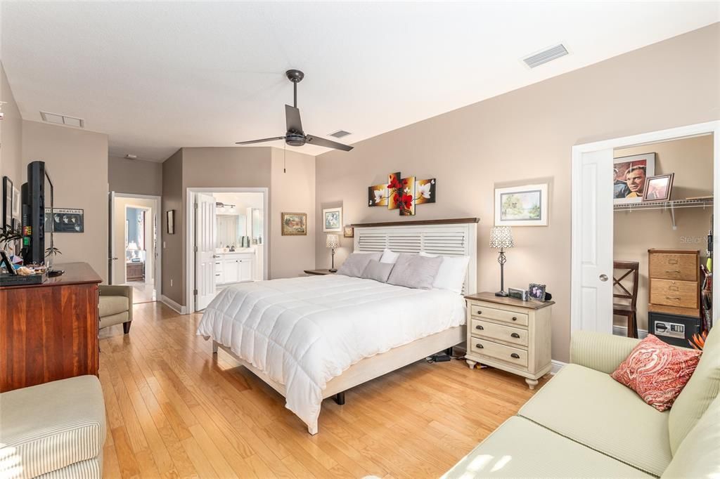 На продажу: $439,000 (3 спален, 2 ванн, 2287 Квадратных фут)