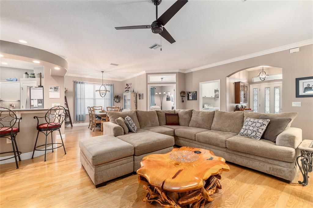 На продажу: $439,000 (3 спален, 2 ванн, 2287 Квадратных фут)