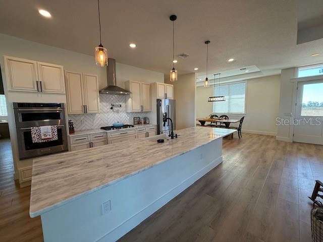 En Venta: $1,090,000 (4 camas, 3 baños, 3436 Pies cuadrados)