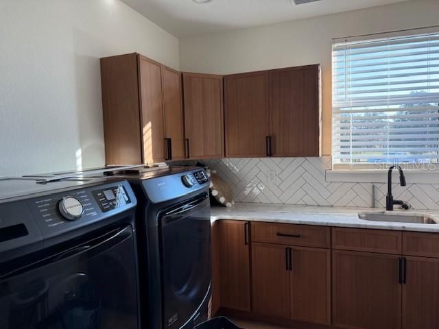 En Venta: $1,090,000 (4 camas, 3 baños, 3436 Pies cuadrados)