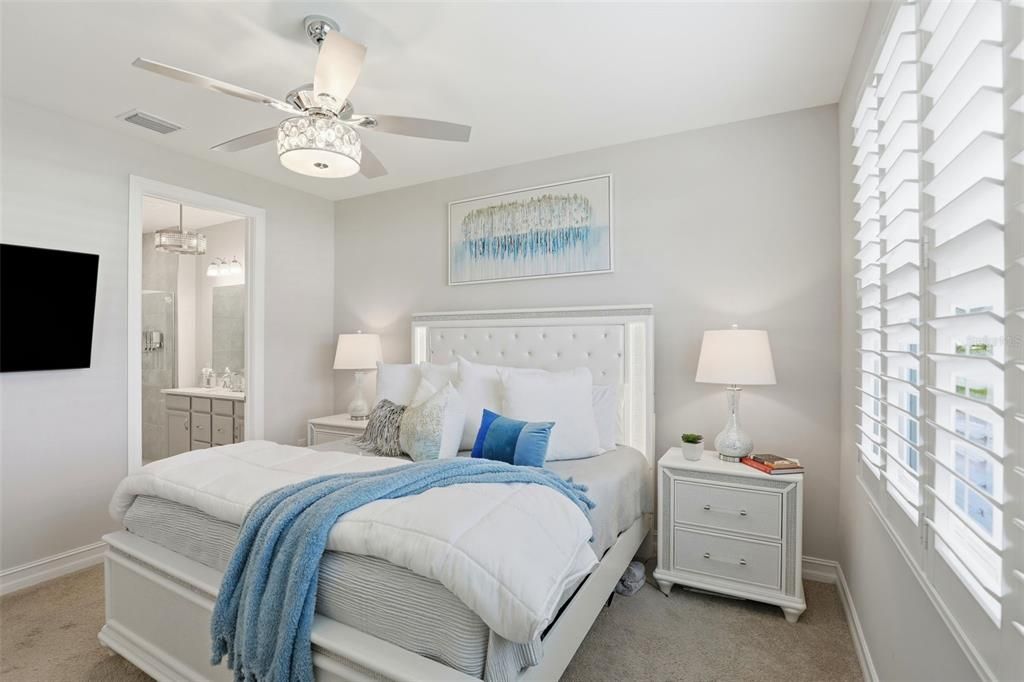 For Sale: $379,000 (2 beds, 2 baths, 1496 Square Feet)