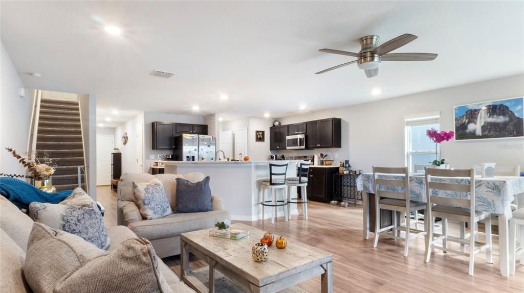 待售: $365,000 (3 贝兹, 2 浴室, 1884 平方英尺)