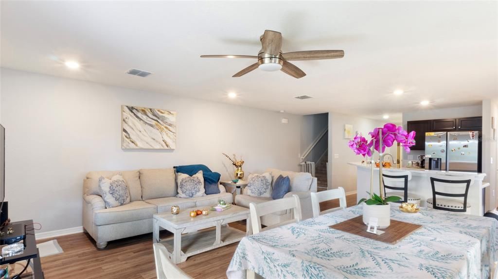 待售: $365,000 (3 贝兹, 2 浴室, 1884 平方英尺)